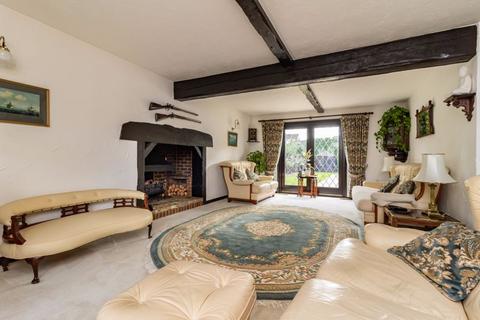 3 bedroom detached house for sale, Tydcombe Road, Warlingham