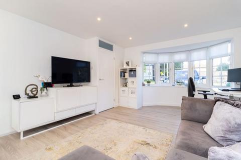 undefined, Hillbrow Court, Godstone