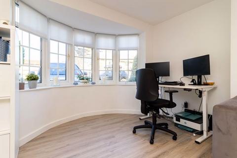 undefined, Hillbrow Court, Godstone