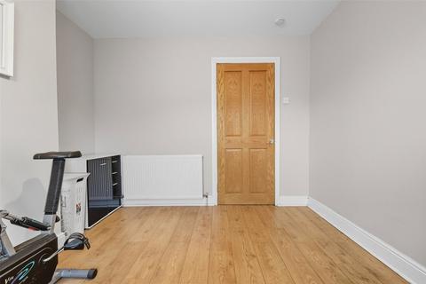 7 Maple Street, Romford, RM7 7JX