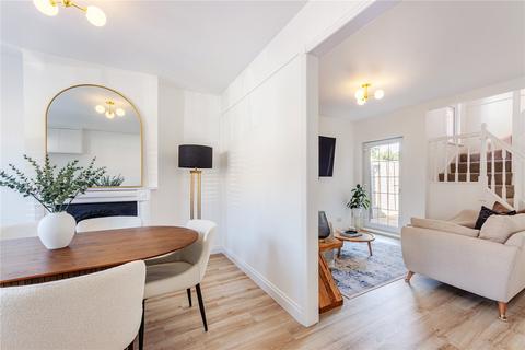 2 bedroom end of terrace house for sale, Station Road, Radlett, Hertfordshire, WD7