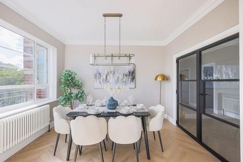 3 bedroom apartment for sale, Moor Court, Gosforth, Newcastle Upon Tyne