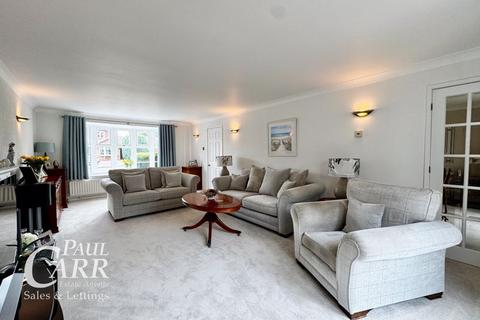 4 bedroom detached house for sale, Nathan Close, Four Oaks, Sutton Coldfield, B75 6SR