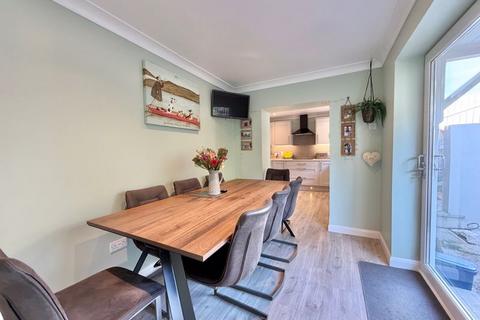 undefined, Dawes Close, Newton Abbot