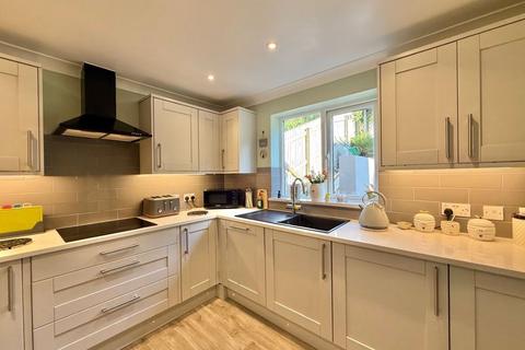 undefined, Dawes Close, Newton Abbot