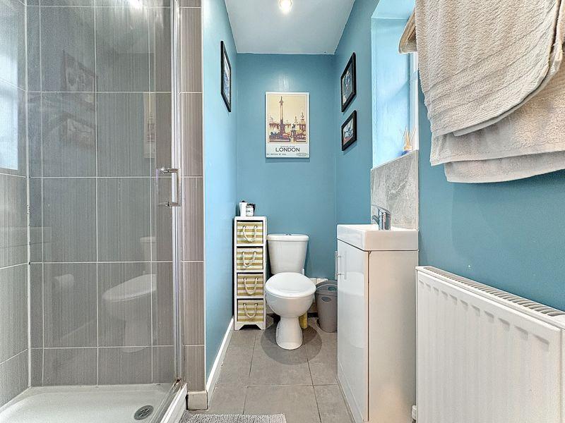 Ensuite shower room