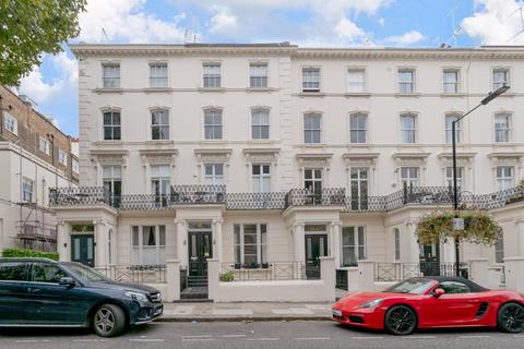 3 bedroom maisonette for sale, Clarendon Gardens W9