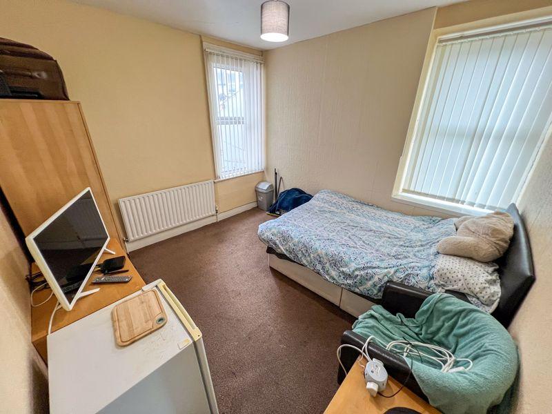 Ashley House, 6...