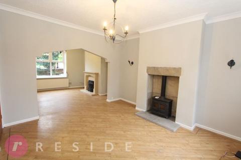4 bedroom terraced house for sale, Edenfield Road, Rochdale OL11