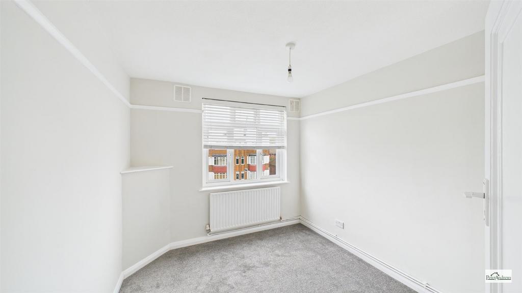 CAM02085 G0-PR0199-STILL004.jpg