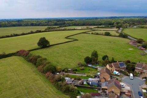 undefined, Sun Crescent, Aylesbury HP18