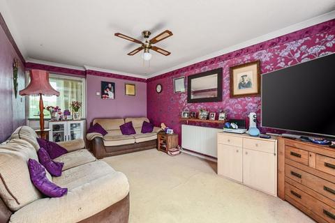 undefined, Tintern Close, Basingstoke RG24