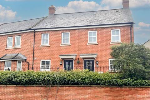 2 bedroom terraced house for sale, Centenary Court, Trowbridge