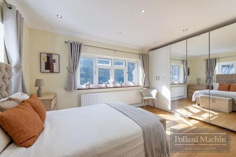 11 Sandhurst Way, South Croydon, CR2 0AH