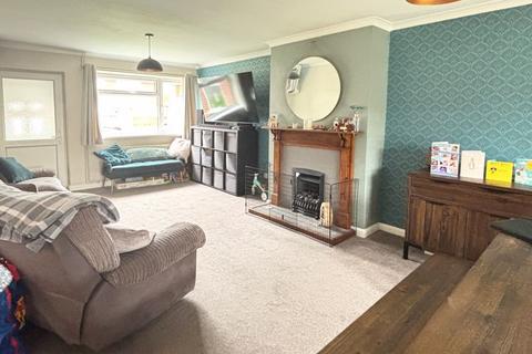 6 Beaumont Road, Longlevens, Gloucester, GL2 0EJ