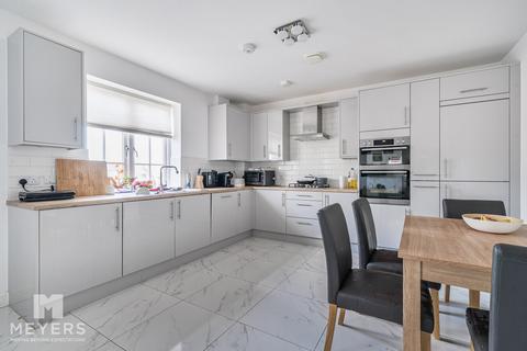 2 bedroom flat for sale, Crown Place, Poundbury, DT1 3