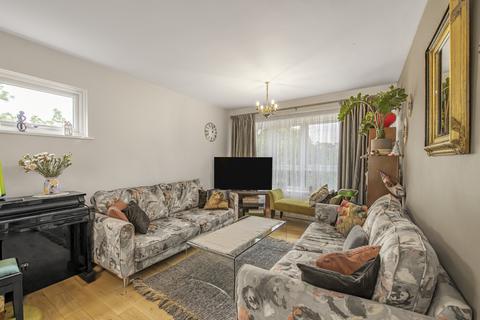 2 bedroom apartment for sale, Hillcroft Crescent, London, W5