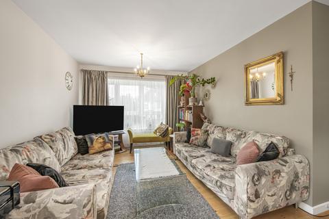 2 bedroom apartment for sale, Hillcroft Crescent, London, W5