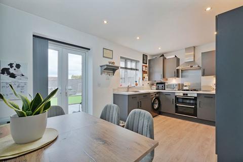 3 bedroom semi-detached house for sale, Aldwark Close, Rotherham S61