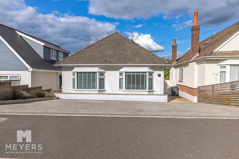 Dolphin Avenue, Bournemouth, BH10 6