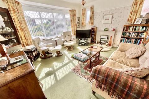 3 bedroom property for sale, Springfield Avenue, Hengistbury Head