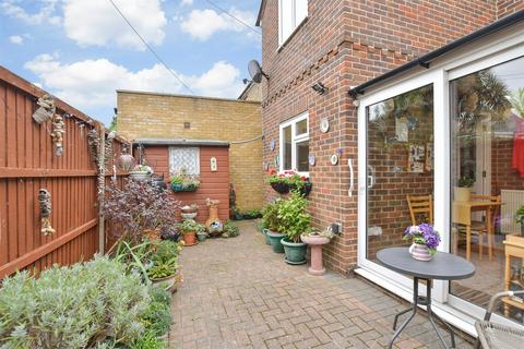 2 bedroom end of terrace house for sale, St. Andrew's Road, Deal, Kent