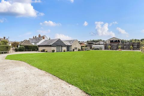 3 bedroom detached bungalow for sale, Front Lane, Blunsdon, Swindon, SN26