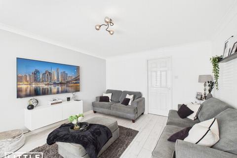 undefined, Linwood Grove, Whiston, L35