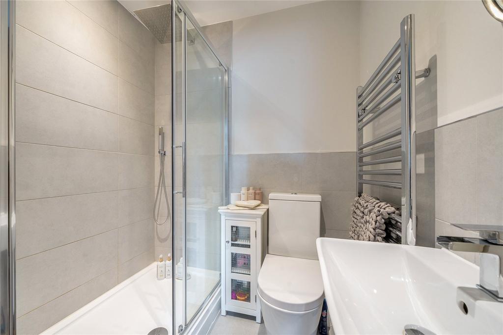 Ensuite