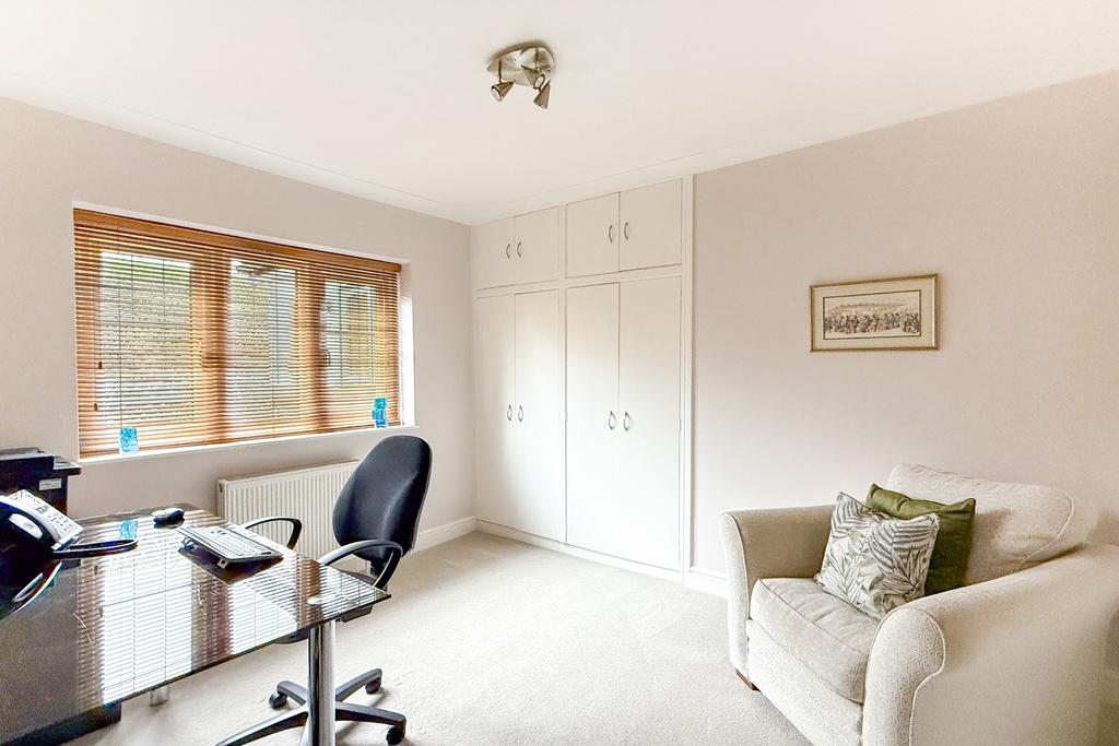Study/Bedroom 5
