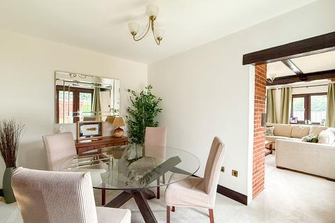 5 bedroom detached house for sale, Wraysbury, Berkshire