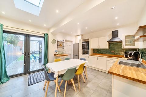 Arthur Road, Windsor, SL4