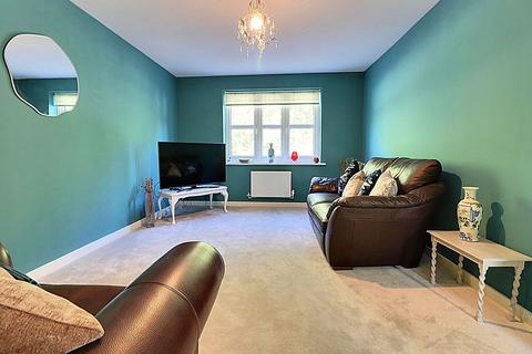 5 bedroom detached house for sale, Lewis Close, Abergavenny  NP7