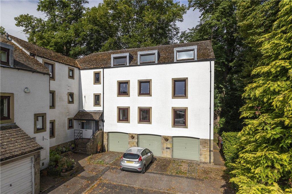 Linden Court
