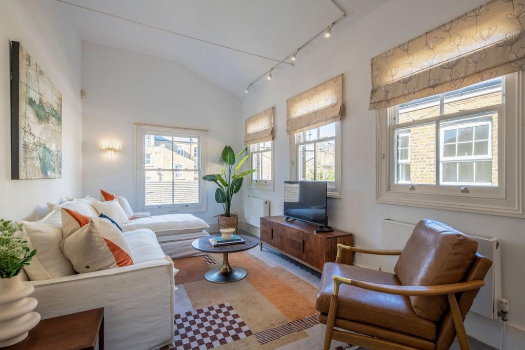 Studio/Family Room
