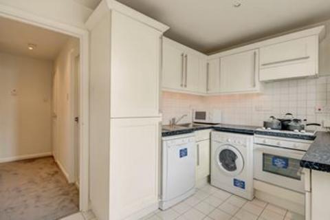2 bedroom flat to rent, London SW3