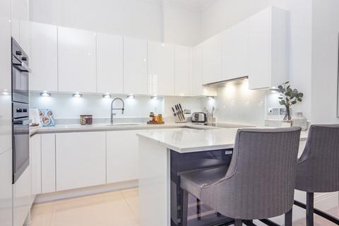 1 bedroom apartment to rent, Rainville Road, London W6