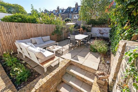 2 bedroom apartment for sale, Auckland Road, SW11