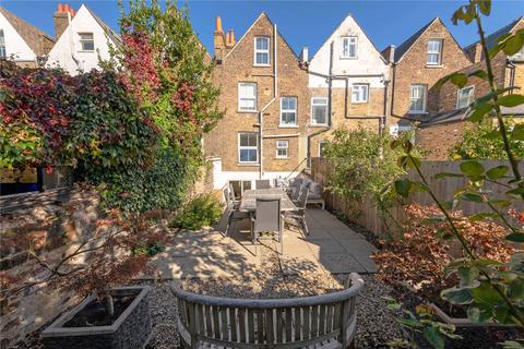2 bedroom apartment for sale, Auckland Road, SW11