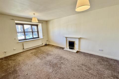2 bedroom semi-detached bungalow to rent, Mill Croft, Cowling, Keighley, BD22 0AJ