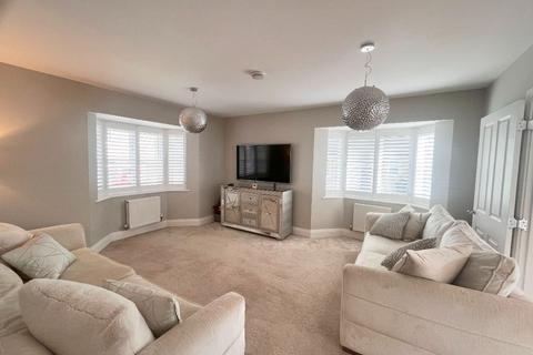 9 Reginald Road, Romford, RM3 0RA