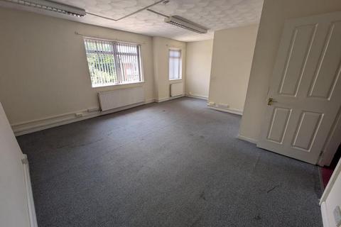 Industrial unit to rent, 113-121 Goldsworth Rd Woking GU21 6LR