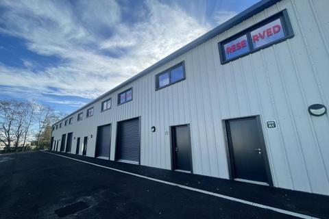 Distribution warehouse to rent, Barnfield Rd Folkestone CT19 5SG