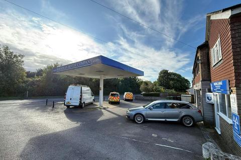 Retail property (high street) to rent, 249 London Rd Horndean PO8 0HW