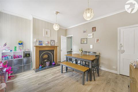 143 Colney Road, Dartford, DA1 1TG