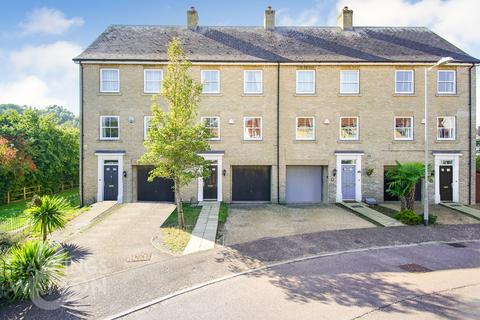 4 bedroom terraced house for sale, Vanguard Chase, Costessey, Norwich