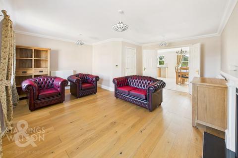 4 bedroom terraced house for sale, Vanguard Chase, Costessey, Norwich