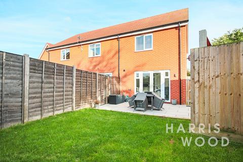2 bedroom end of terrace house for sale, Hen Way, Fordham Heath, Colchester, Essex, CO3