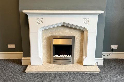undefined, Alverthorpe Road, Wakefield, West Yorkshire, UK, WF2