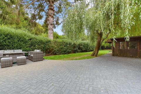 undefined, Picquets Way, Banstead, Surrey